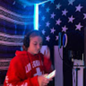 Meet your Posher, Elli